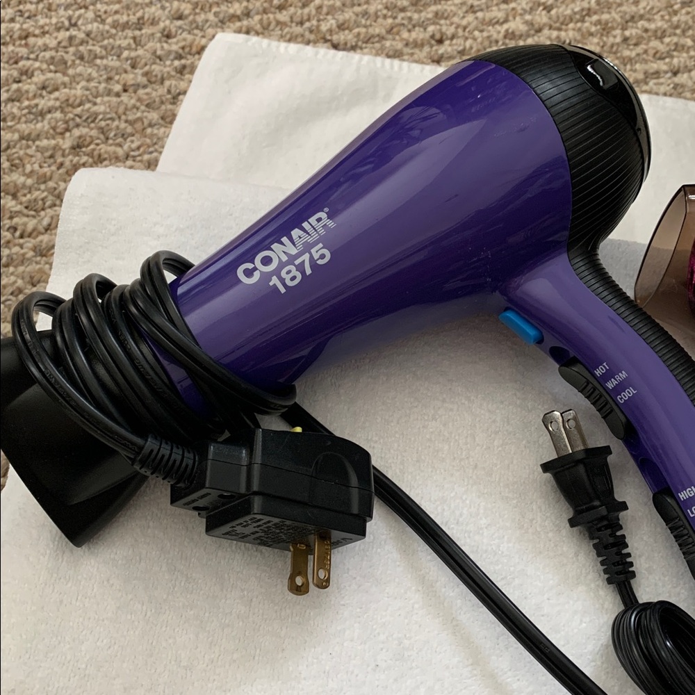 Conair Hair Dryer and Nizoni Travel Hair Dryer Set. - Picture 2 of 4